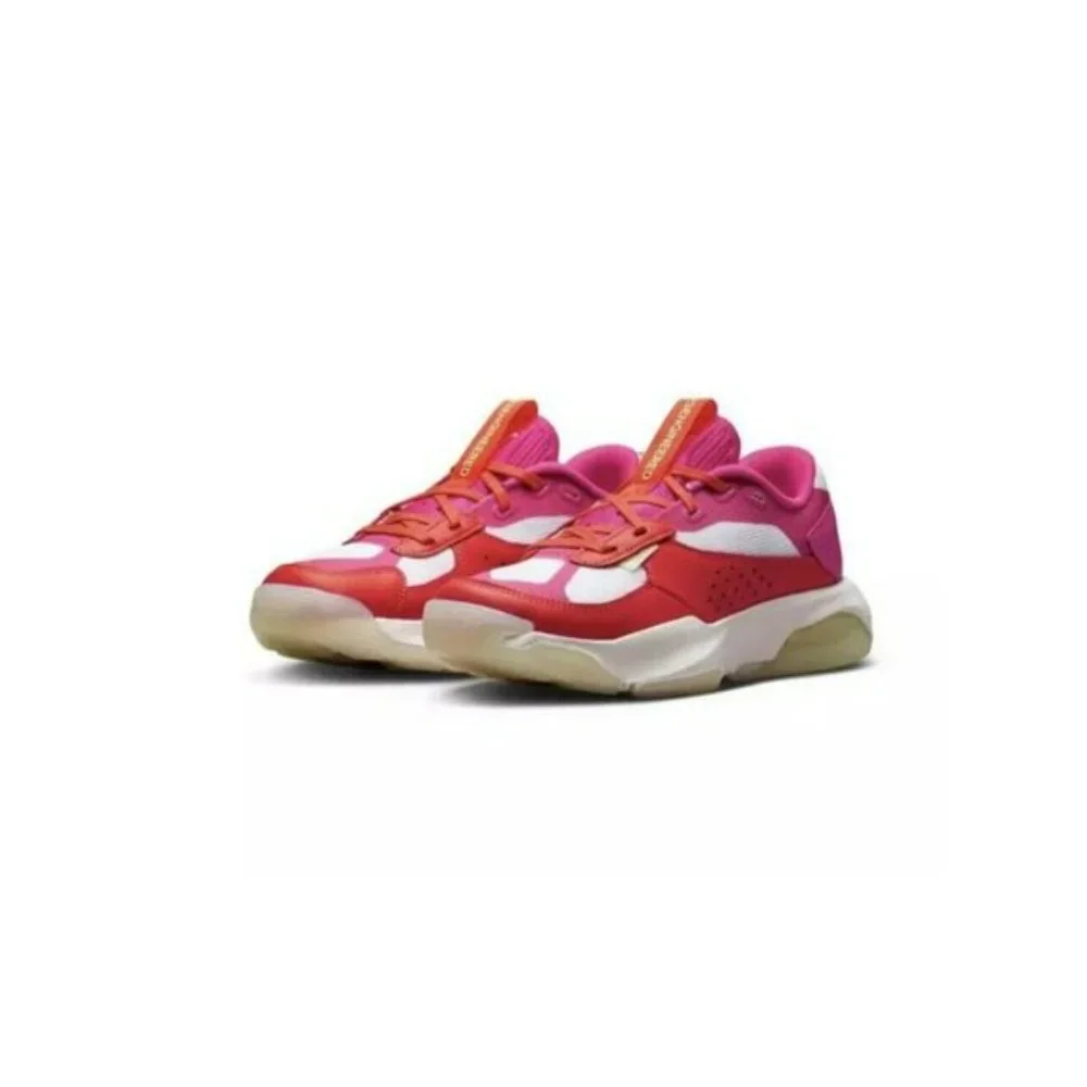 Nike Air Jordan 200E sneakers in Siren Red/Pink Prime Women's Low-Cut - Picture 7 of 10